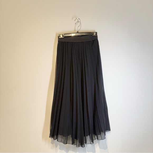 Bershka | women's small Black Maxi Pleated Skirt with elastic waist and lining - Picture 3 of 6